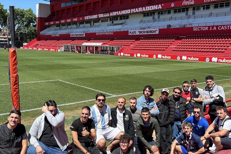 Visitaréis el Estadio Diego Armando Maradona)