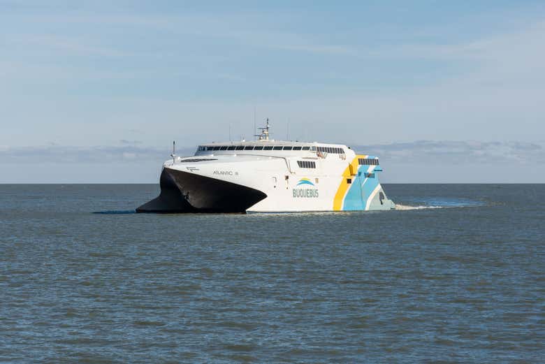 Le ferry qui vous emmènera à Colonia del Sacramento