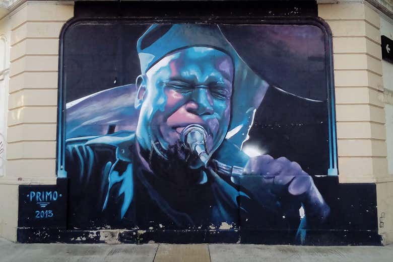 Graffiti in onore del cantante jazz Joe Daleya