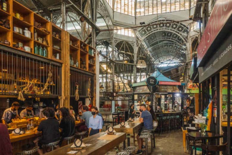 L'intérieur du marché de San Telmo