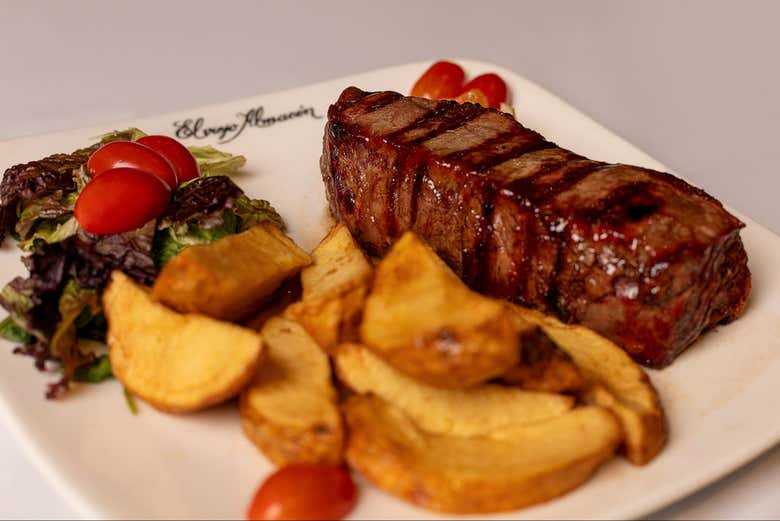 Um dos pratos do jantar tradicional