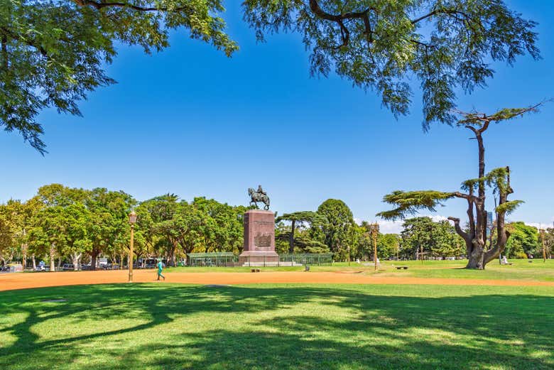 Iniciaremos la ruta desde el parque San Martín