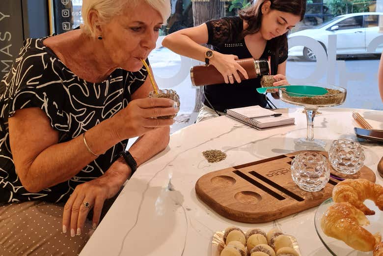 Taste Argentinian sweets and mate!