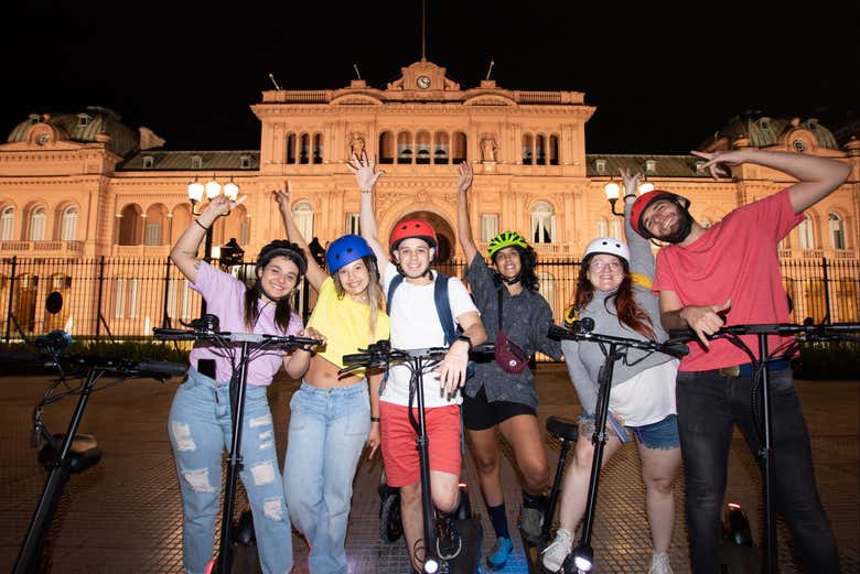 Em frente da Casa Rosada