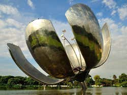 Floralis Genérica, a symbol of Buenos Aires