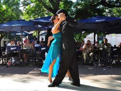 Tango dancers in the Plaza Dorrego