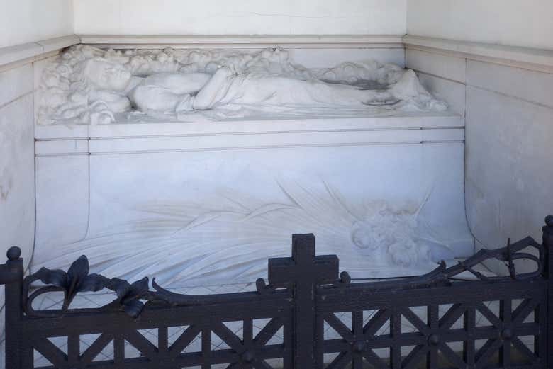 Mausoleo di Maria Luz Velloso