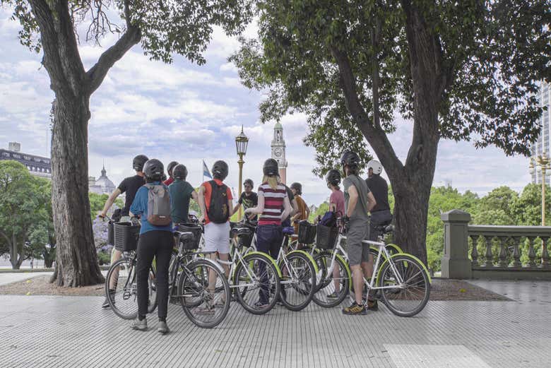 Discover the energy of Downtown Buenos Aires, head to the hustli