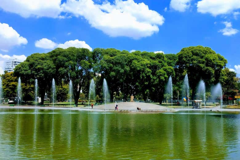 Fuentes del Parque Centenario