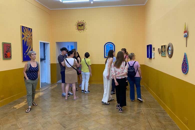 Durante la visita a una de las galerías