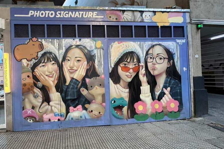 Uno de los murales del barrio chino de Belgrano