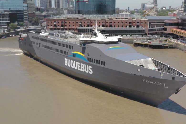 Vue du ferry Buquebus