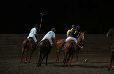 Polo nocturno en Capilla del Señor