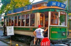 Tour pelo bairro de Caballito + Bonde Histórico de Buenos Aires