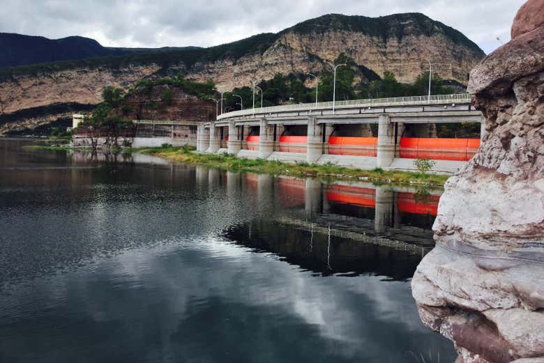 Pont du barrage de Cabra Corral