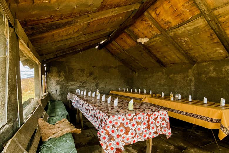 Mesa pronta para o almoço