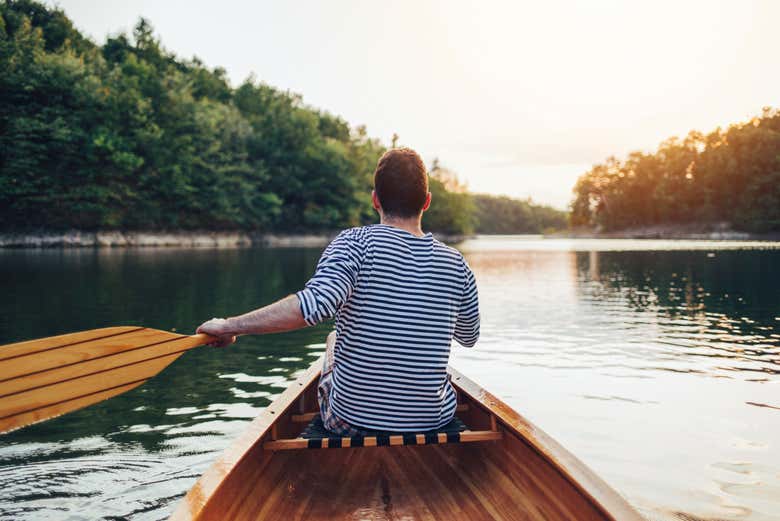 Disfrutando de los paisajes de la laguna