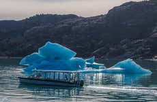 Excursión a Cerro Castillo en barco + Tour en 4x4