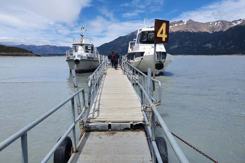 Go on an unforgettable boat trip!