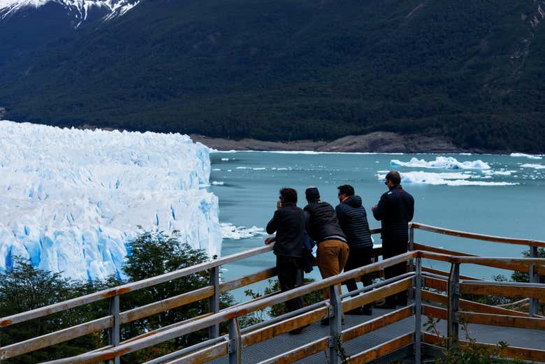 Disfrutando de la vista desde las pasarelas