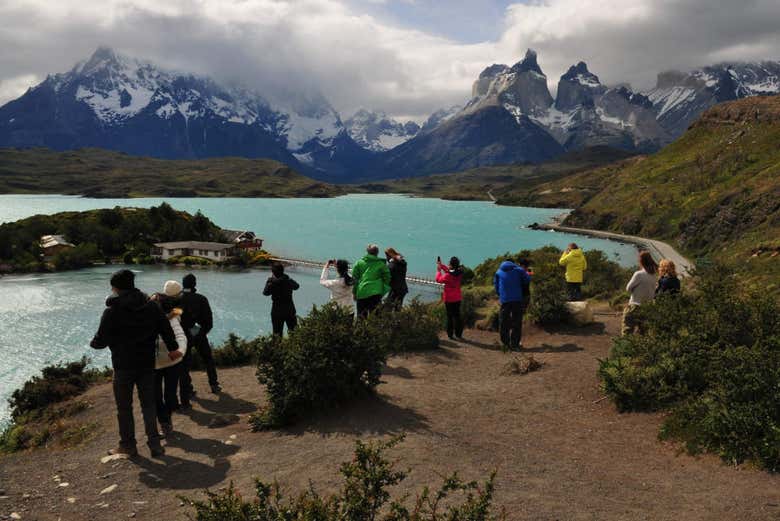 Mirante do lago Pahoe, nas Torres del Paine