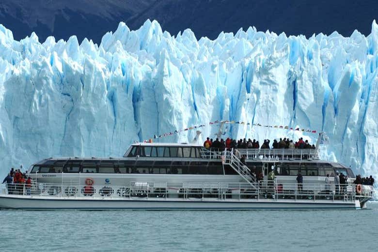 Travesía glaciar por el Perito Moreno