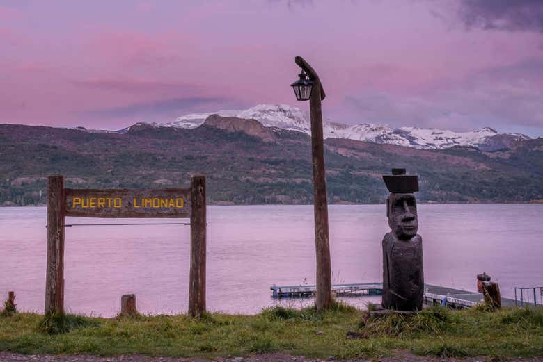 Puerto Limonao, on the shores of Futalaufquen lake
