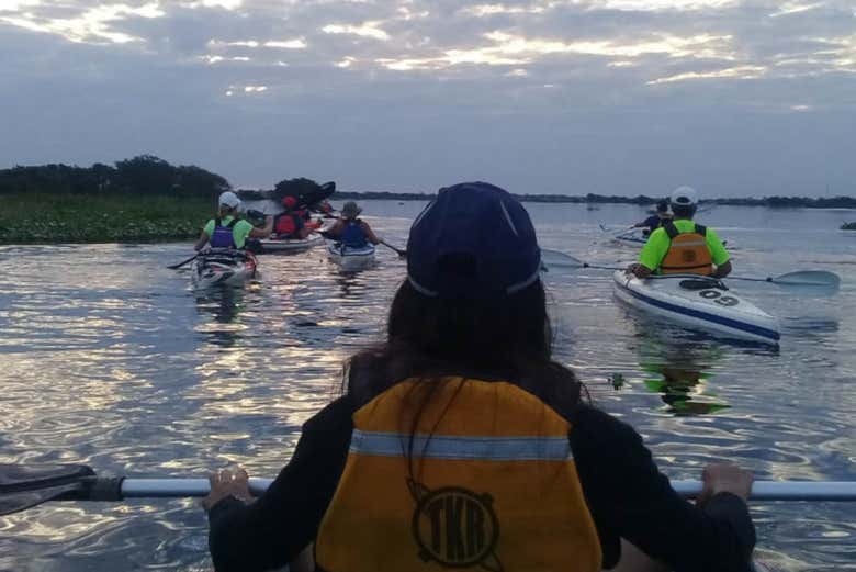 Navegando de caiaque pelo rio Paraguai