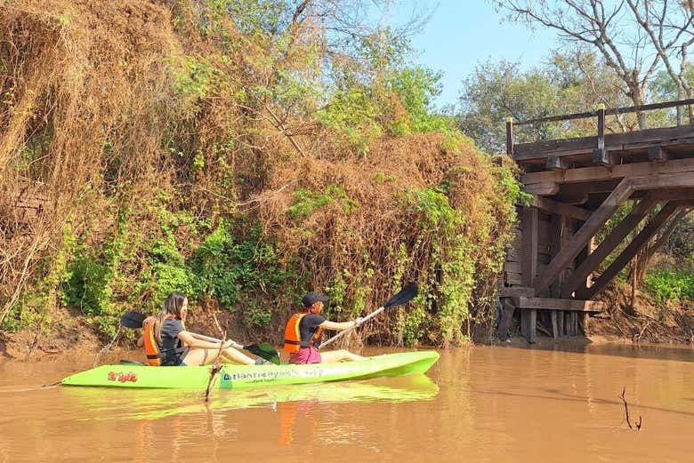 Kayak en el Parque Nacional El Impenetrable