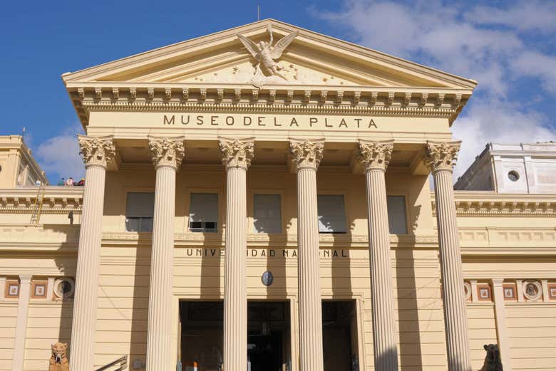 Entrada principal del museo