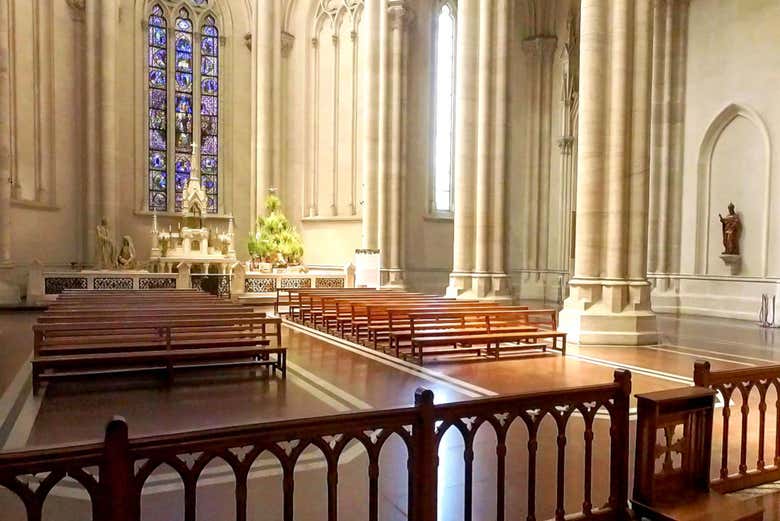 Nave lateral de la catedral de La Plata