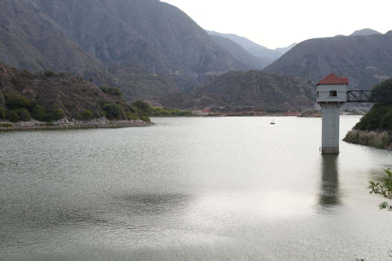 El paisaje del dique Los Sauces