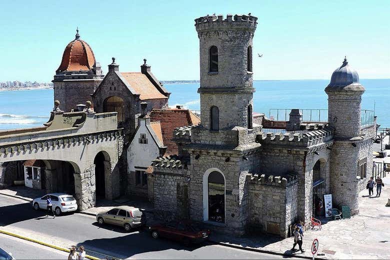 Disfrutando las vistas del Torreón del Monje