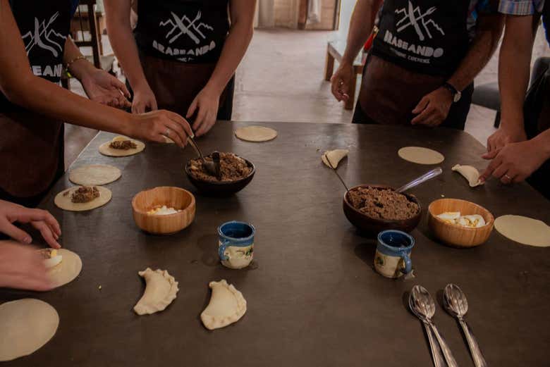 Aprendendo a fazer empanadas