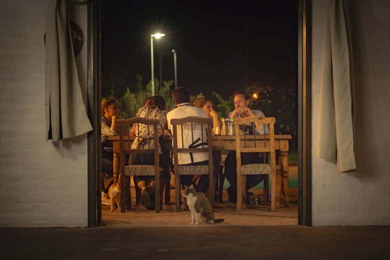 Você vai se sentir em um jantar em família