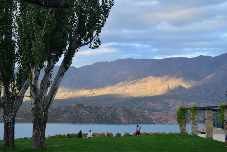 Views of the mountains of the area