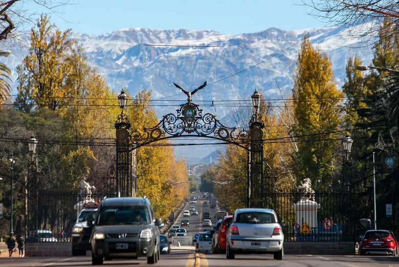 The entrance to San Martin Park
