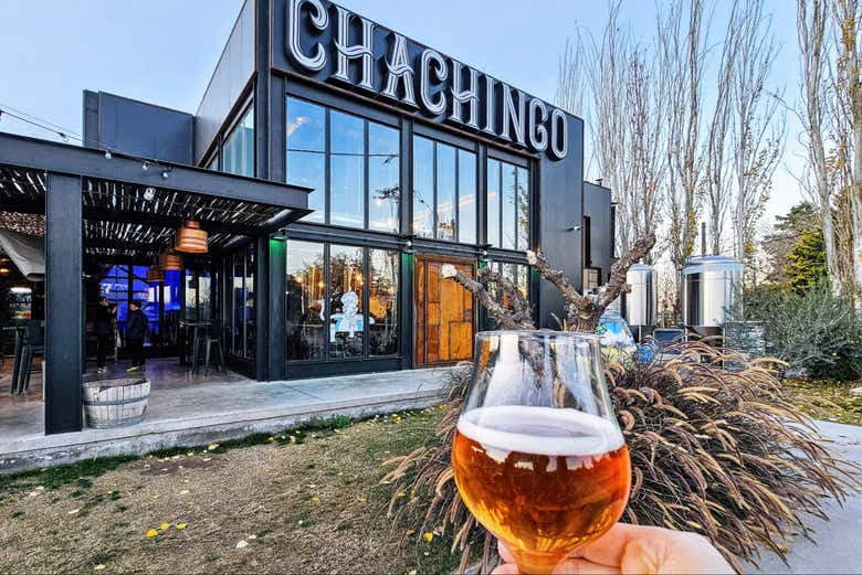 Disfrutando una cerveza clara en Chachingo