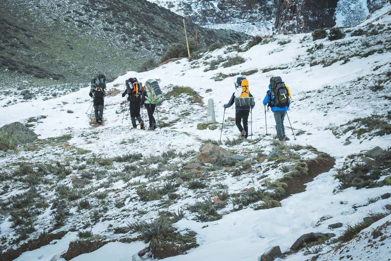 Trekking por el Cordón del Plata