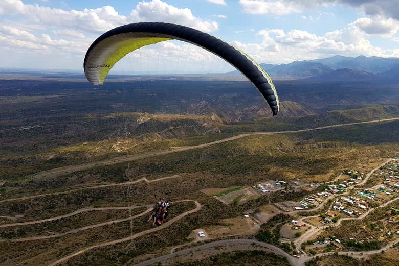 Paragliding over the Cerro Arco