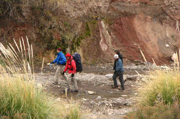 Potrerillos Dam Trekking Tour