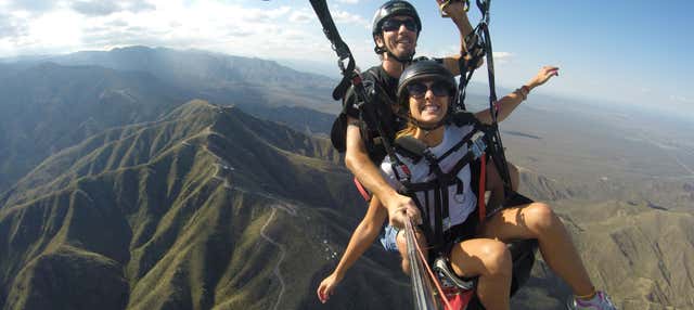 Vuelo en parapente por Mendoza