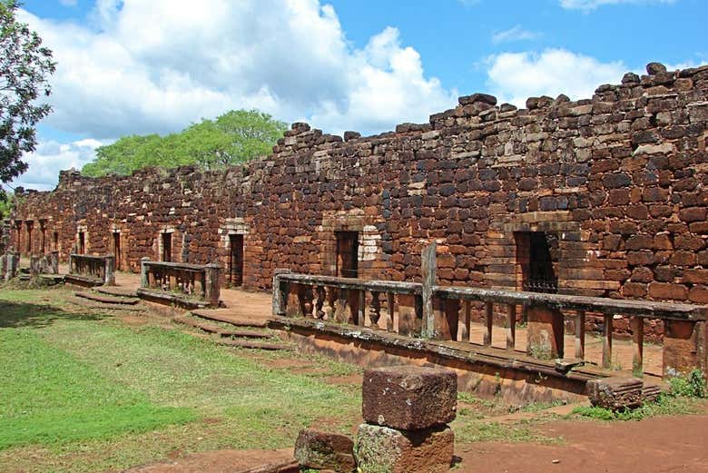 Discover the ruins from the past