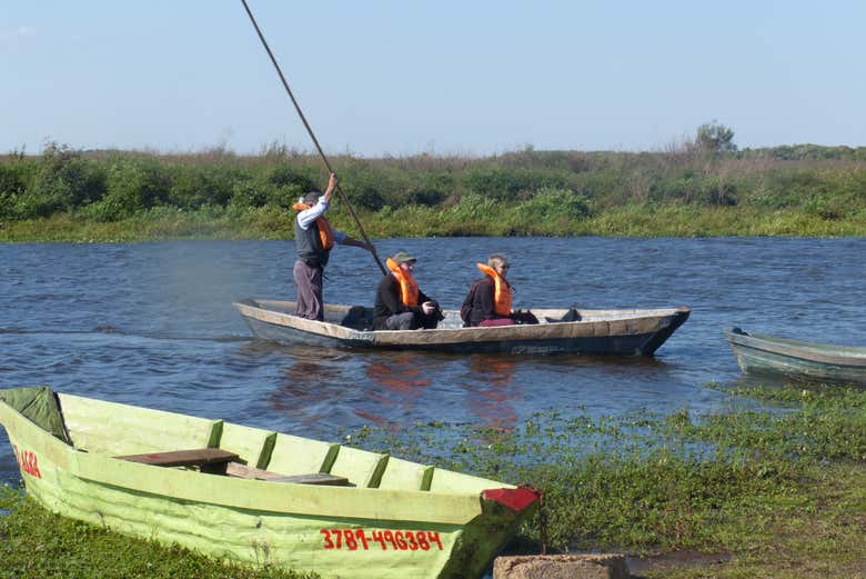 Navegando en canoa por el Portal San Nicolás