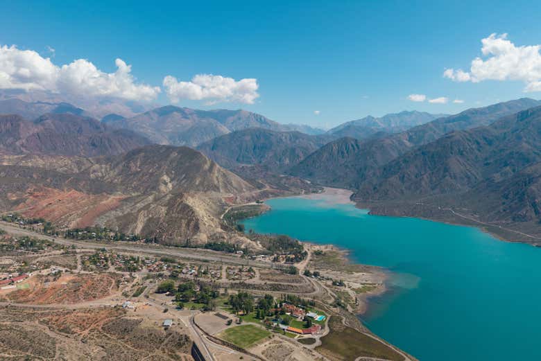 Cruise around the Potrerillos Reservoir