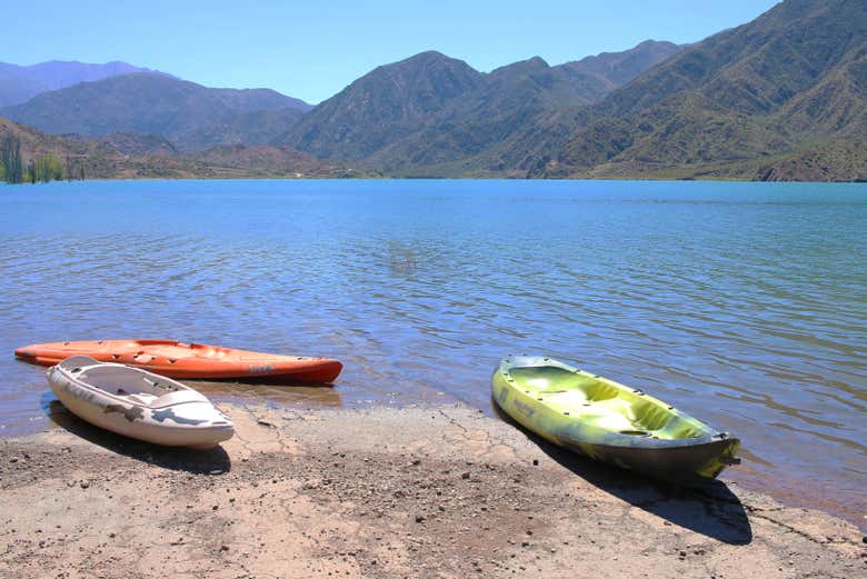 Caiaques na represa Potrerillos