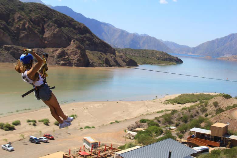 Adrenalina sobre el Embalse de Potrerillos