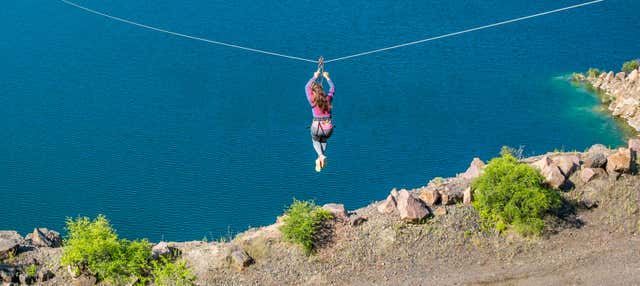 Tirolesa sobre a represa de Potrerillos