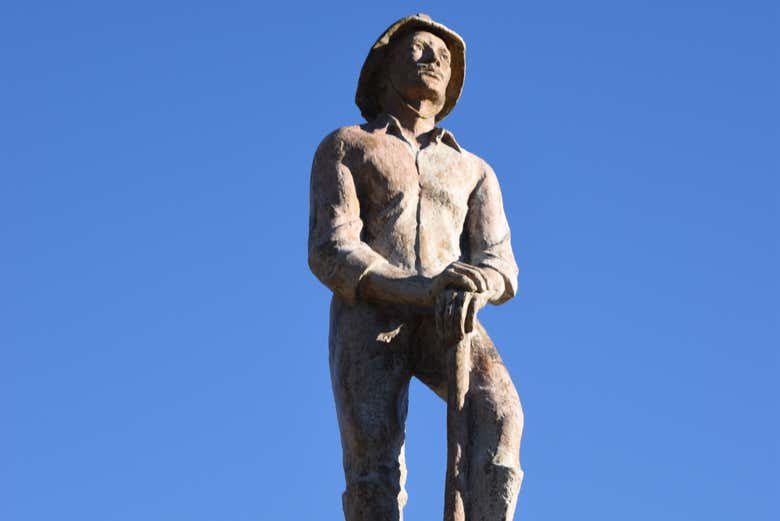 Sculpture d'un mineur à La Carolina
