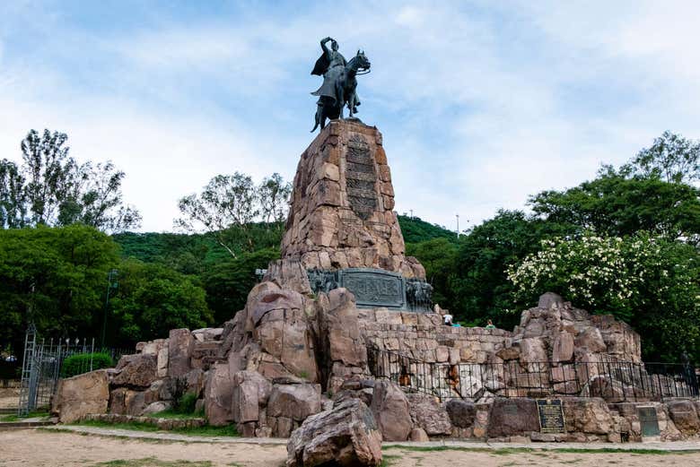 Monumento al generale Güemes